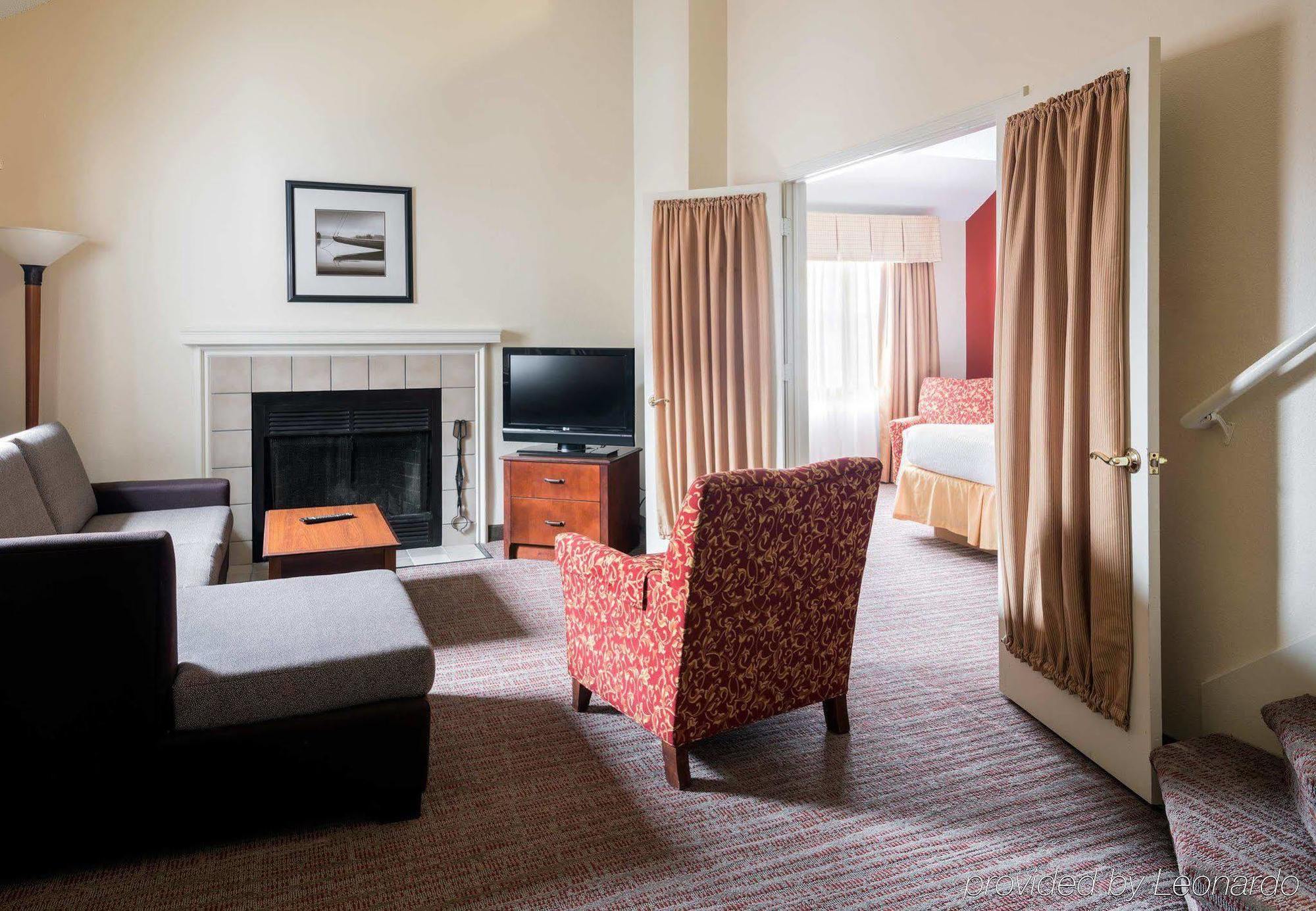 Residence Inn Kansas City Downtown/Union Hill Dış mekan fotoğraf